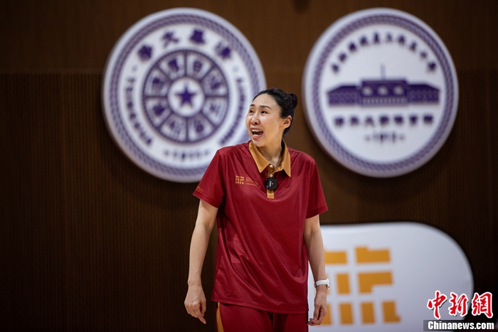 2024中国篮球名人堂入堂仪式清华大学举办 9位传