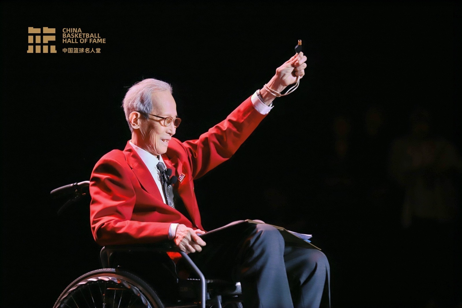 2024中国篮球名人堂入堂仪式清华大学举办 9位传