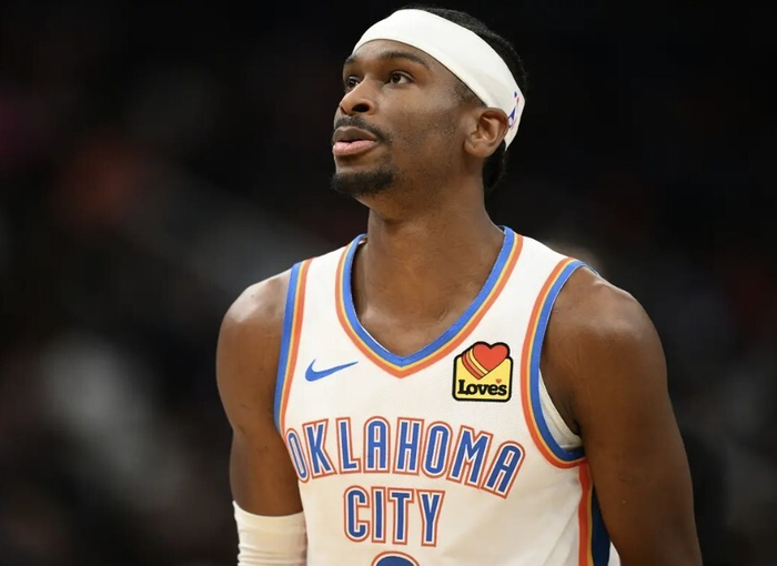 安东尼力挺亚历山大成MVP：球员视角最懂真王者