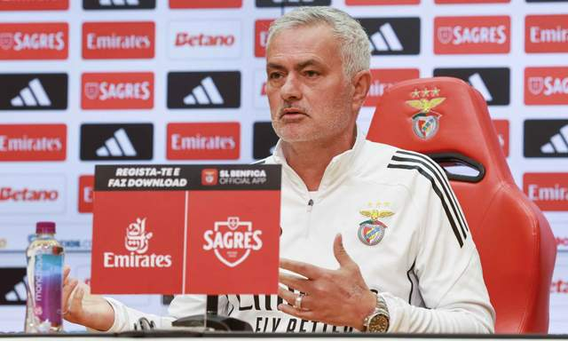 穆里尼奥坚守本菲卡拒绝沙特纽卡邀请