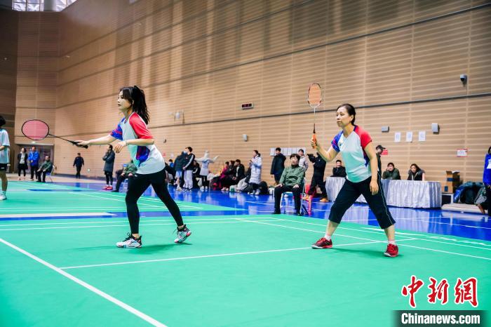 陕西省社区运动会总决赛在省体育馆开幕 助力打